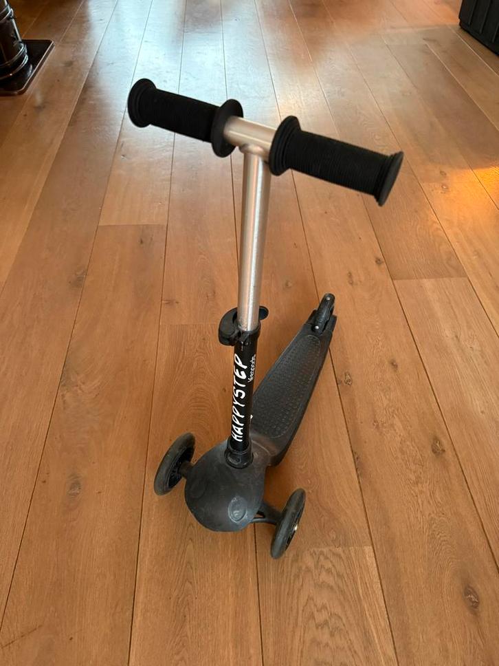 Step van Lifegoods met lichtgevende Wielen, Kinderen en Baby's, Speelgoed | Buiten | Voertuigen en Loopfietsen, Gebruikt, Overige typen