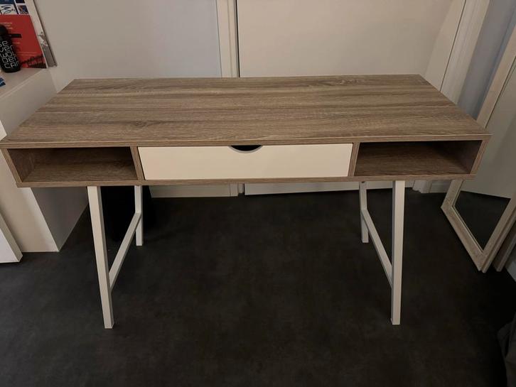 JYSK ABBETVED Bureau - Licht Eiken/Wit, Huis en Inrichting, Bureaus, Zo goed als nieuw, Bureau, Ophalen