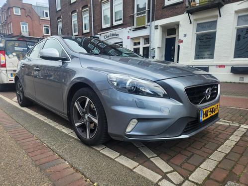 Volvo V40 2.0 D2 120PK 2015 Grijs, Xenon, R design, leder, Auto's, Volvo, Particulier, V40, 360° camera, ABS, Achteruitrijcamera