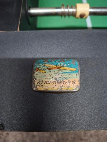 Blikje,Aero Needles naaldenblikje vliegtuig beschikbaar voor biedingen