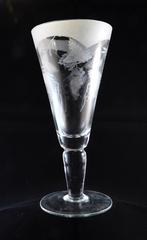 Antiek gegraveerd wijnglas, Antiek en Kunst, Ophalen