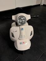 Elektrische Vespa scooter, Kinderen en Baby's, Ophalen, Zo goed als nieuw