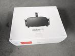 Oculus Rift VR Headset + Touch Bundle (in doos), Ophalen of Verzenden, Gebruikt, VR-bril, Pc