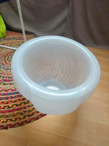 Tummy Tub beschikbaar voor biedingen