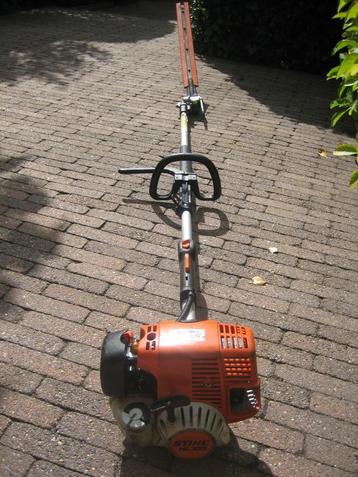 Stihl HL100 Heggensnoeier Stokheggenschaar Benzine 4-Mix beschikbaar voor biedingen