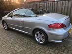 Peugeot 307 2.0 16V CC 2004 Grijs, Auto's, Peugeot, Voorwielaandrijving, 74 €/maand, Zwart, 4 cilinders