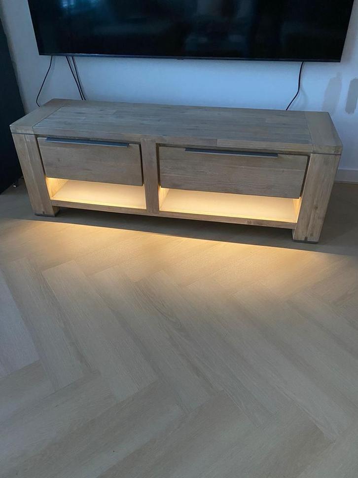 Henders & Hazel TV Meubel met verlichting, Huis en Inrichting, Kasten | Televisiemeubels, Zo goed als nieuw, Minder dan 100 cm