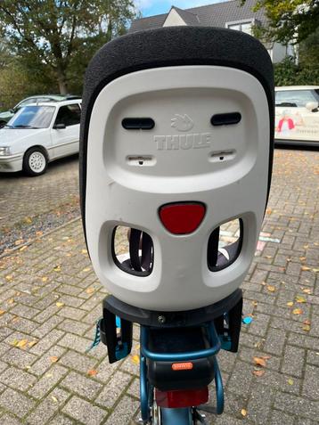 Thule kinderzitje wit beschikbaar voor biedingen