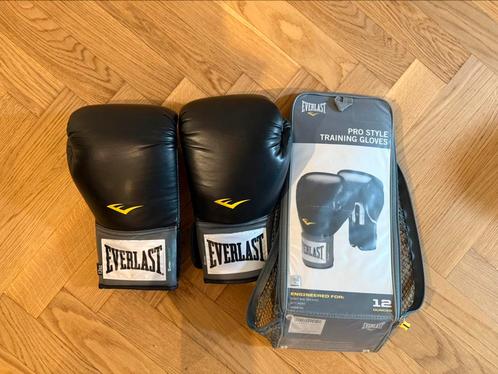 Everlast Pro Style bokshandschoenen (Boxing Gloves), Sport en Fitness, Boksen, Zo goed als nieuw, Bokshandschoenen, Ophalen of Verzenden