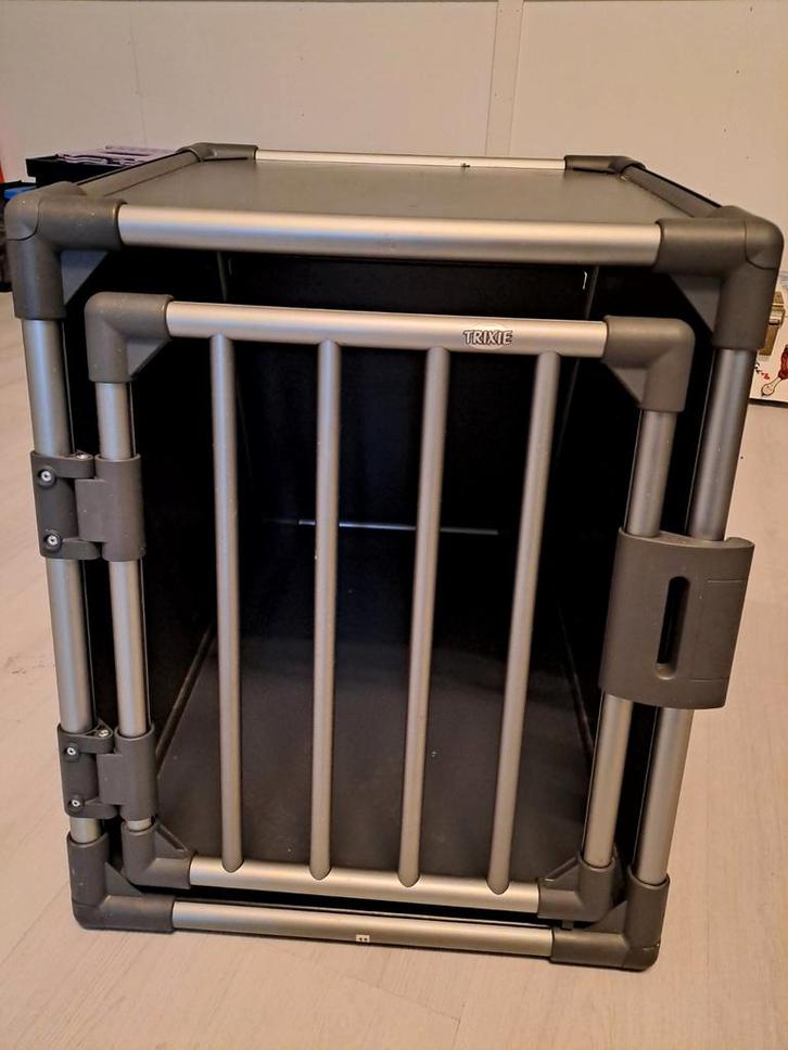 Trixie vervoersbox Maat M hond / puppy ( zeer nette staat), Dieren en Toebehoren, Hondenhokken, Zo goed als nieuw, Hondenhok, 65 tot 100 cm