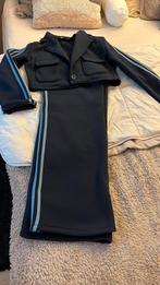 Leuk pak sportief maat L, Ophalen, Zo goed als nieuw, Maat 38/40 (M)
