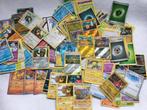 Pokemon bulk groep ongeveer 135 kaarten diverse series, Hobby en Vrije tijd, Verzamelkaartspellen | Pokémon, Nieuw, Foil, Ophalen of Verzenden