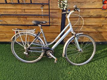 Toerfiets Giant Escaper  beschikbaar voor biedingen