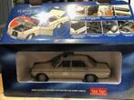 Mercedes W115, Strich 8 Scale 1:18 SunStar Platinum Collec.., Verzenden, Nieuw, Auto, Sun Star