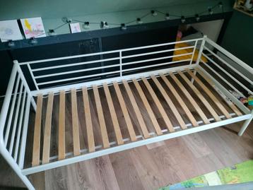 Ijzeren kinderbed Ikea of Leen Bakker beschikbaar voor biedingen