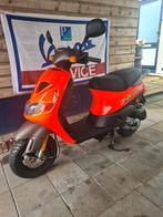 Piaggio zip sp 98 fluor oranje nieuwstaat zip sp h2o 2000, Fietsen en Brommers, Ophalen of Verzenden, Zo goed als nieuw