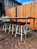 Leuke hoge tafel met krukken voor buiten, Huis en Inrichting, Tafels | Statafels, Gebruikt, Ophalen