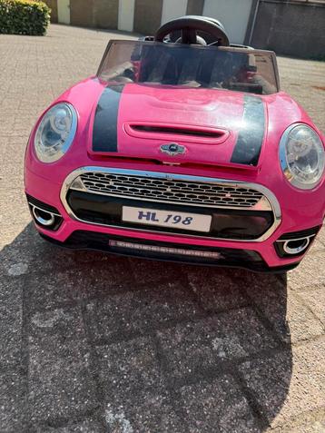 Roze elektrische speelgoed auto beschikbaar voor biedingen