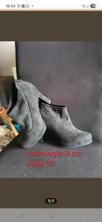 Enkellaarzen hakhoogte 9 cm maat 37 €5, Ophalen of Verzenden, Zo goed als nieuw, Zwart