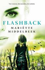 Mariëtte Middelbeek - Flashback, Boeken, Thrillers, Ophalen of Verzenden, Zo goed als nieuw, Nederland, Mariëtte Middelbeek