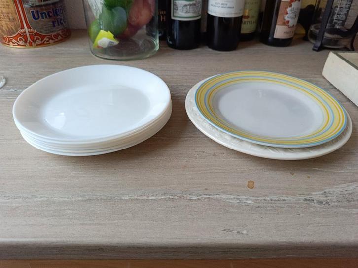Diverse borden en kommen te koop - Ophalen vóór 30 okt!, Huis en Inrichting, Keuken | Servies, Ophalen