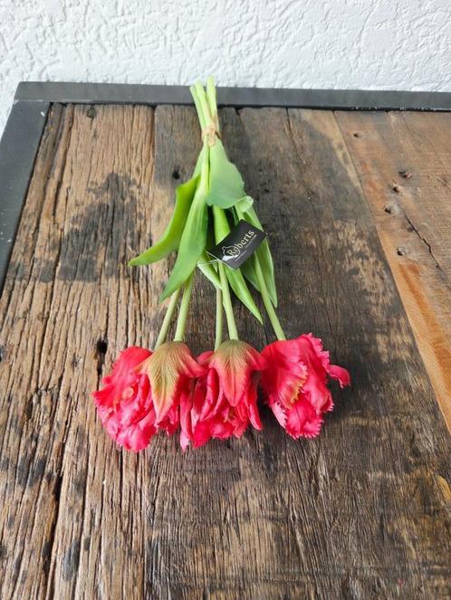 Prachtige Kunst Papegaaitulpen – Rood, Huis en Inrichting, Woonaccessoires | Kunstplanten en Kunstbloemen, Nieuw, Binnen, Ophalen of Verzenden