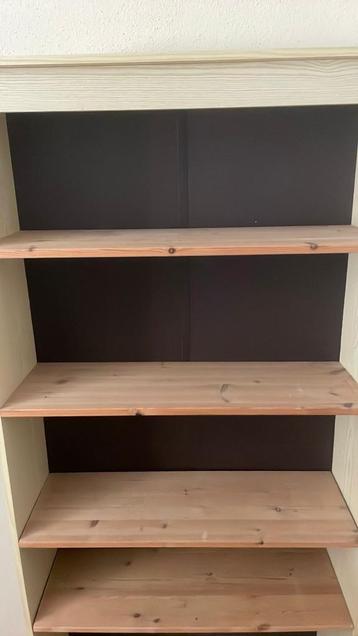 boekenkast voor zware boeken beschikbaar voor biedingen