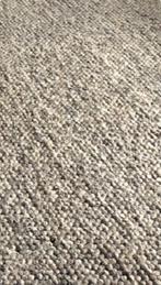 Wollen tapijt (pebble wool rug/ fellt ball rug, Huis en Inrichting, Ophalen, Gebruikt