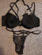 Hunkemöller lingerie set zwart kant bh string 75E XL strass, Kleding | Dames, Verzenden, Zwart