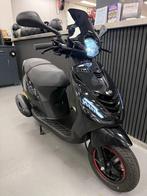 Piaggio Zip Brom SP Glans Zwart E4 45KM BJ 2021 Full Option, Ophalen, Maximaal 45 km/u, Zip, Zo goed als nieuw