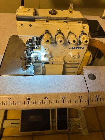 JUKI MO-3604 Lockmachine - Industrieel( babylock) beschikbaar voor biedingen