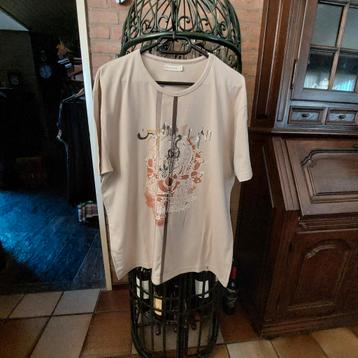 T-shirt van het merk Broadway.  Maat XL. beschikbaar voor biedingen