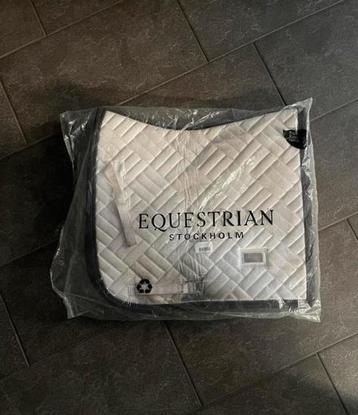 Equestrian Stockholm dekje beschikbaar voor biedingen