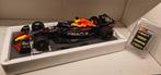 RB18 2022 Japanese GP World Champion 1:18 Minichamps, Ophalen of Verzenden, Zo goed als nieuw, MiniChamps
