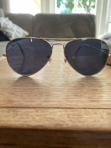 Ray-Ban logo sticker beschikbaar voor biedingen