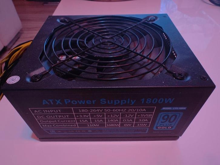 LYX 1800 Watt 90 plus Gold Voeding, Computers en Software, Interne voedingen, Gebruikt, Ophalen of Verzenden