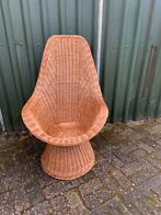 Vintage Retro stoel fauteuil bruin rotan riet, Huis en Inrichting, Stoelen, Riet of Rotan, Vintage Retro, Gebruikt, Bruin