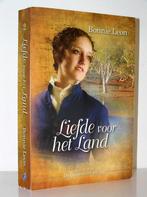 Bonnie Leon - Liefde voor het land (christelijke roman), Ophalen of Verzenden, Zo goed als nieuw