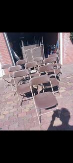KLAPSTOELEN UIT DE VERHUUR 10 STUKS NOG AANWEZIG, Ophalen, Gebruikt, Bruin, Inklapbaar en stapelbaar.