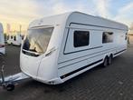 Lord Brillant 690 2022 | Movers | Queensbed, Treinzit, 6 tot 7 meter, Overige typen, LMC en Münsterland