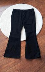 Zwarte spijkerbroek, wijde pijpen, maat 44, Ophalen of Verzenden, Zo goed als nieuw, Zwart, W33 - W36 (confectie 42/44)