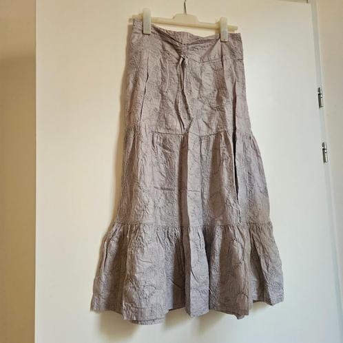 ZGAN DIY lange strokenrok (geborduurd lichtgrijs) maat 38, Kleding | Dames, Rokken, Zo goed als nieuw, Maat 38/40 (M), Grijs, Onder de knie