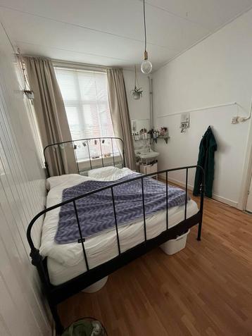 Ikea bed 160x200