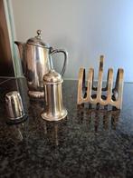 Verzilverde koffiepot, broodhouder, zoutvaatjes, Ophalen of Verzenden, Zilver