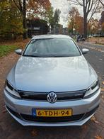Volkswagen Jetta 1.4 DSG Hybrid 170pk 7-DSG 2015 Grijs, Auto's, Stof, 74 €/maand, Euro 6, 4 cilinders