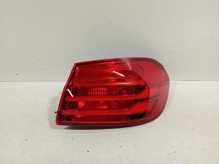 Achterlicht carrosserie rechts BMW 4 serie, Auto-onderdelen, Verlichting, BMW, Gebruikt, Herkomst onderdeel bekend, 12 maanden garantie