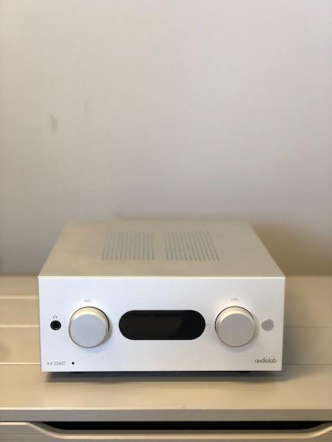 Audiolab | M-DAC+ | Premium DAC | Zilver, Audio, Tv en Foto, Versterkers en Receivers, Zo goed als nieuw, Overige systemen, 120 watt of meer