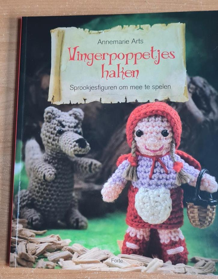 Annemarie Arts - Vingerpoppetjes haken, Boeken, Hobby en Vrije tijd, Nieuw, Breien en Haken, Ophalen of Verzenden