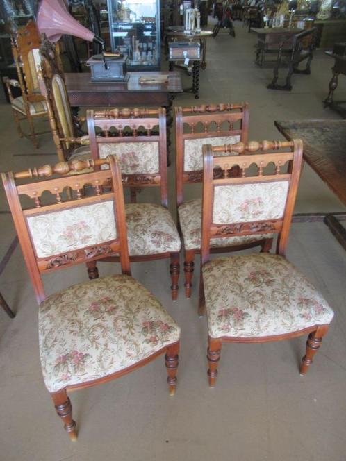 Oer 11591 antieke set van 4 stoelen met mooie bekleding, Antiek en Kunst, Antiek | Meubels | Stoelen en Banken, Ophalen