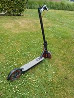 Elektrische step, Fietsen en Brommers, Steps, Ophalen, Zo goed als nieuw, Elektrische step (E-scooter)